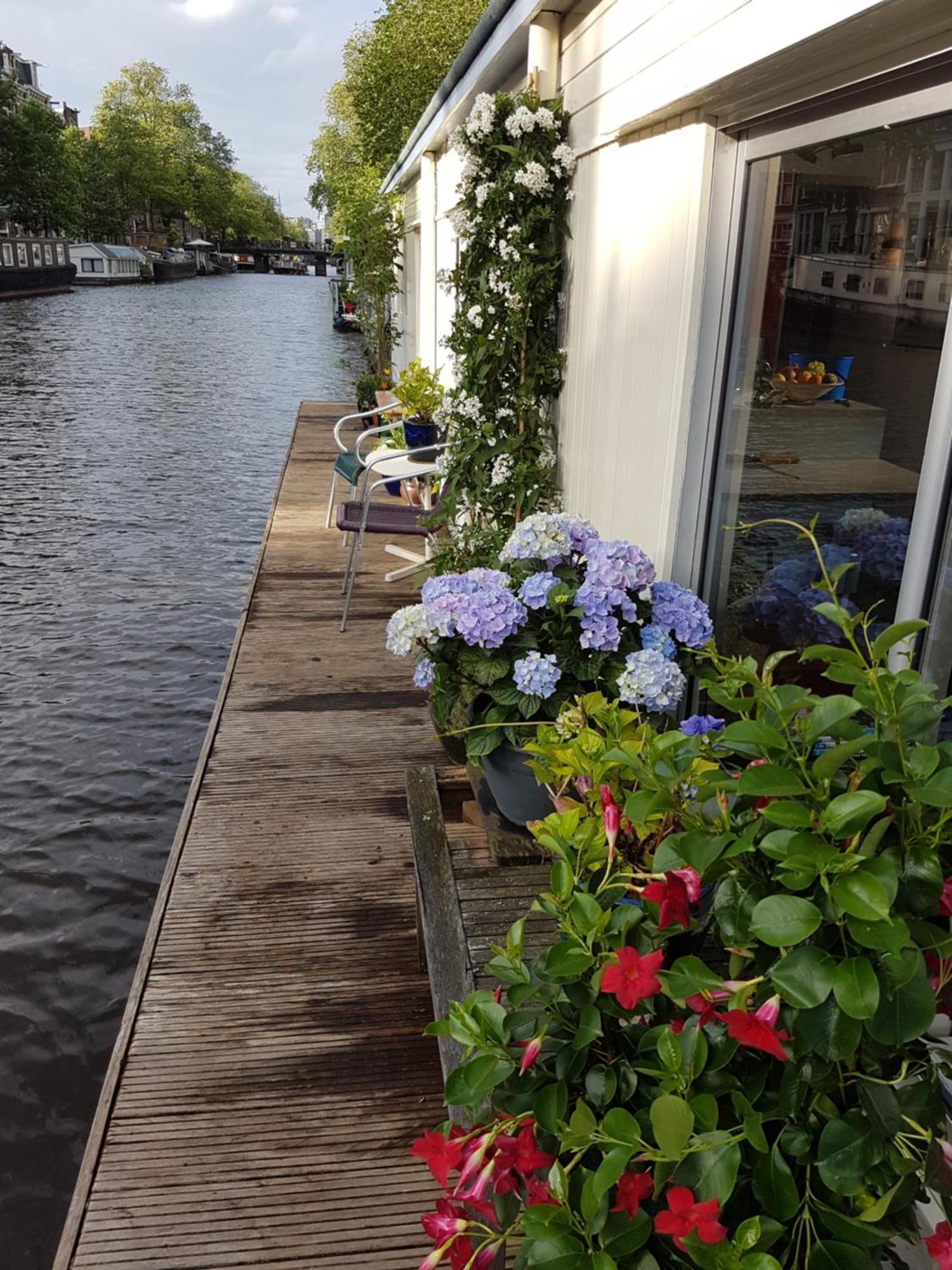 Pantheos Top Houseboat Amsterdam Exteriér fotografie